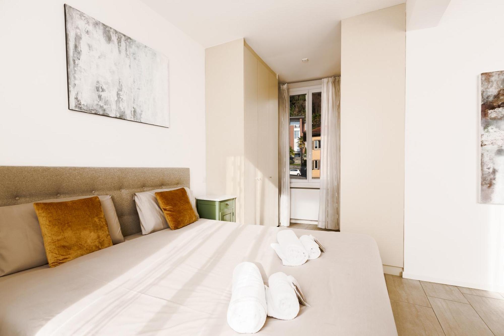Front Lake Pearl 5 For 6Pax -By Easylife Swiss Lugano Exteriér fotografie